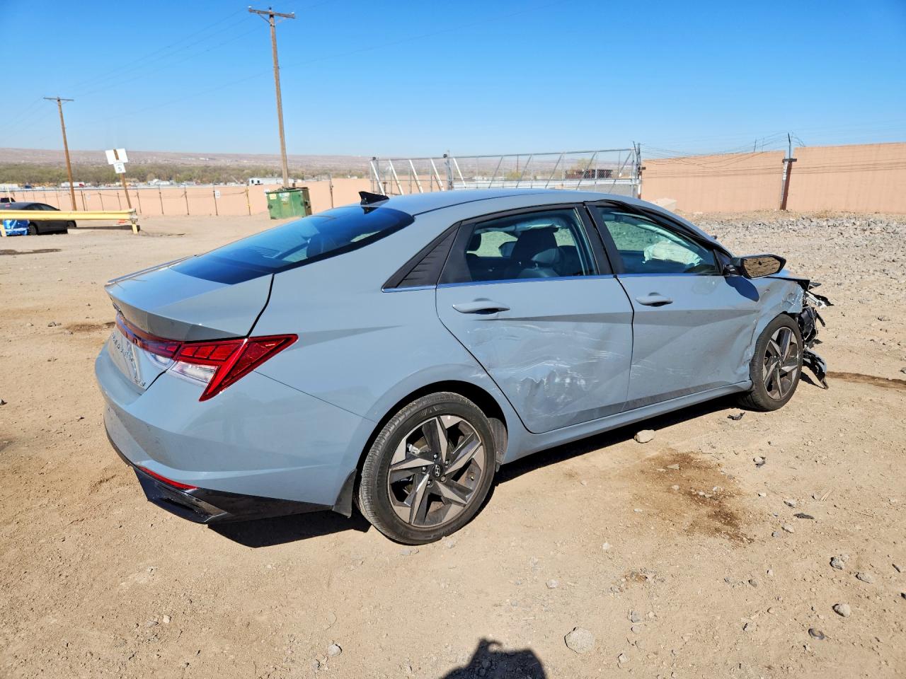 2022 HYUNDAI ELANTRA LIMITED photo 3