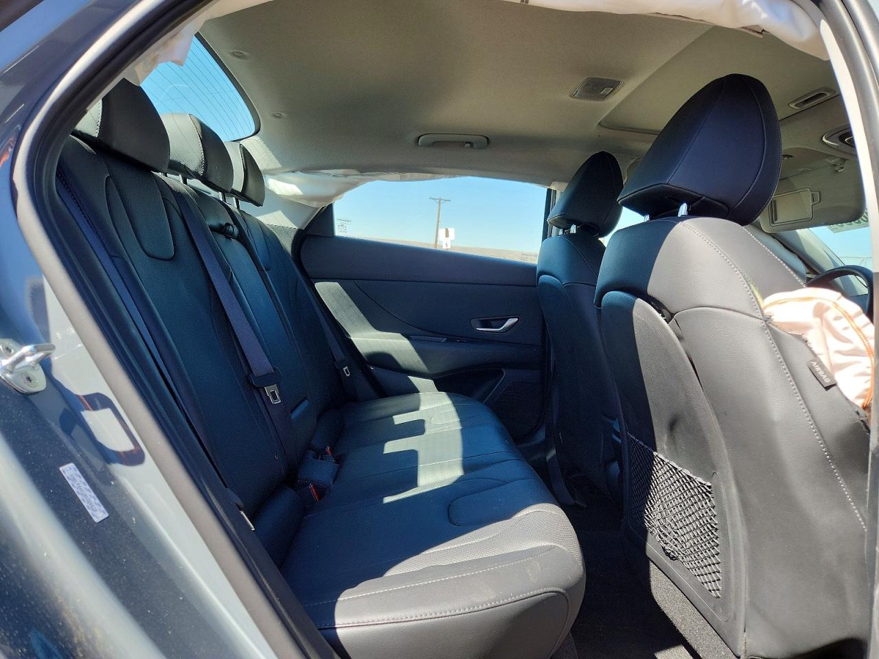 2022 HYUNDAI ELANTRA LIMITED photo 10
