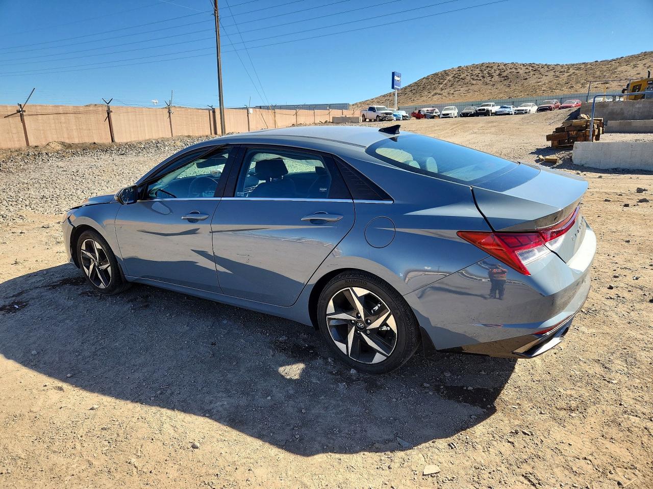 2022 HYUNDAI ELANTRA LIMITED photo 2