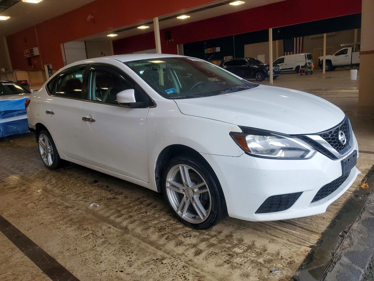 2019 NISSAN SENTRA S photo 4