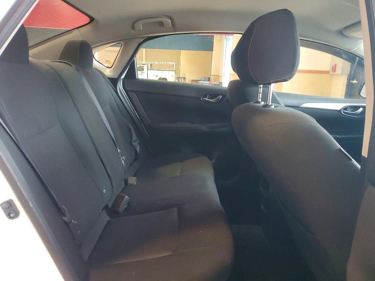 2019 NISSAN SENTRA S photo 10
