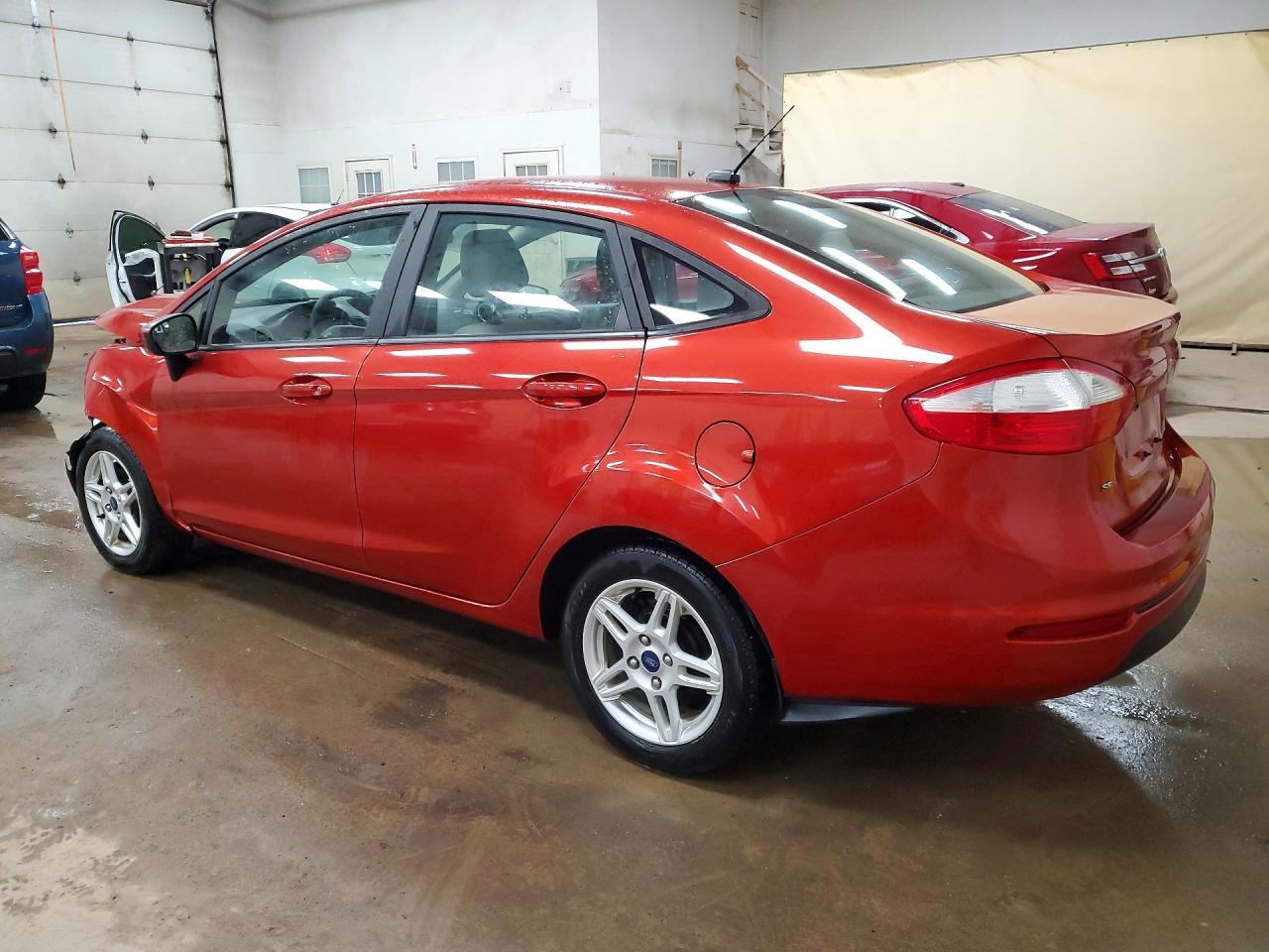 2018 FORD FIESTA SE photo 3