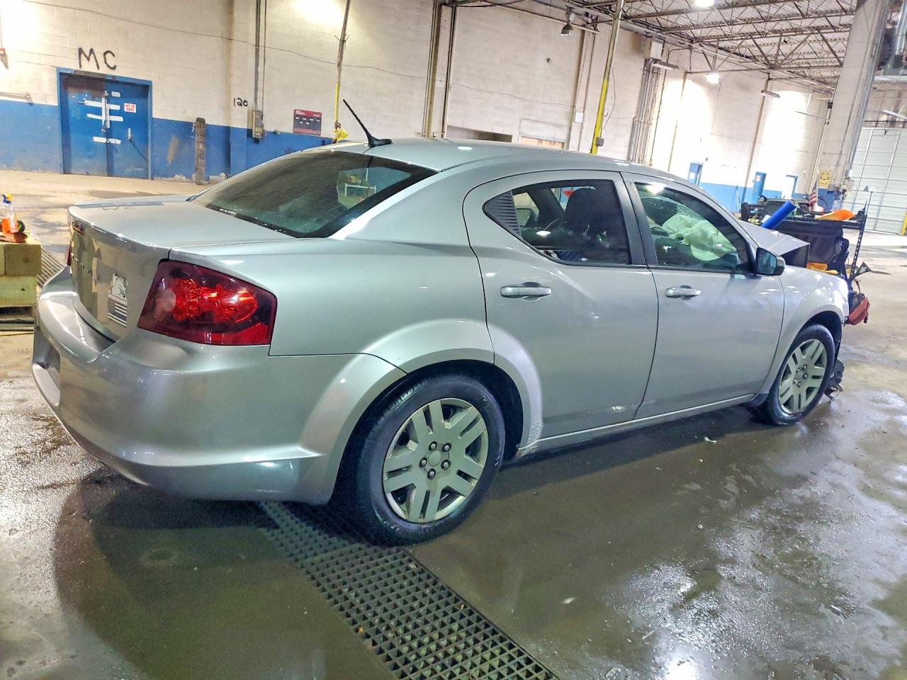 2013 DODGE AVENGER SE photo 3