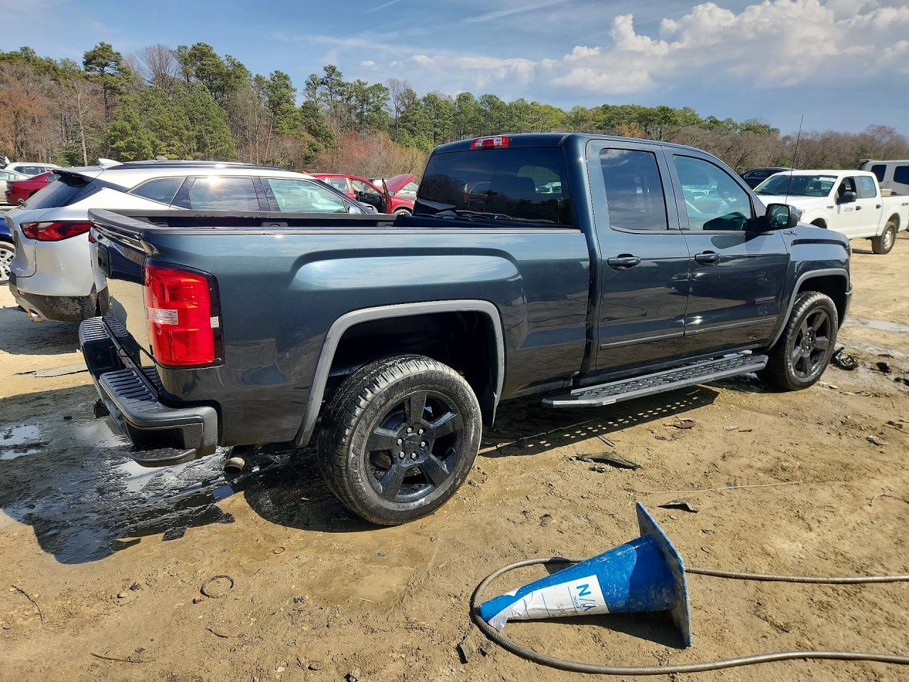 2017 GMC SIERRA K1500 SLE photo 5