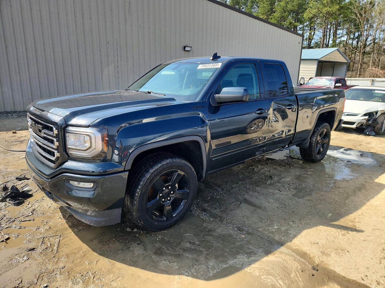 2017 GMC SIERRA