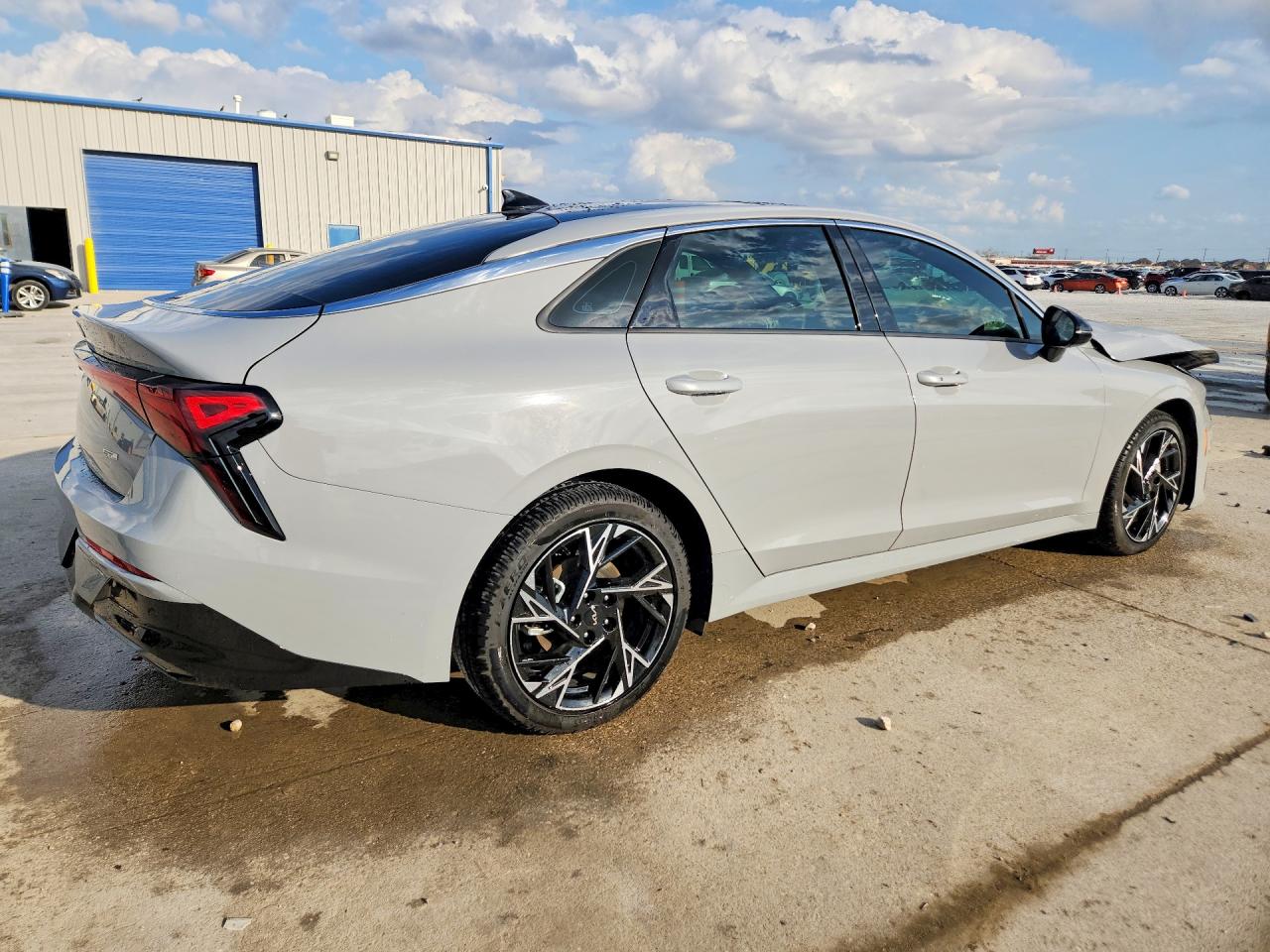 2025 KIA K5 GT-LINE photo 5