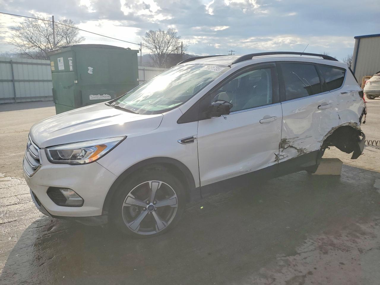 2017 FORD ESCAPE