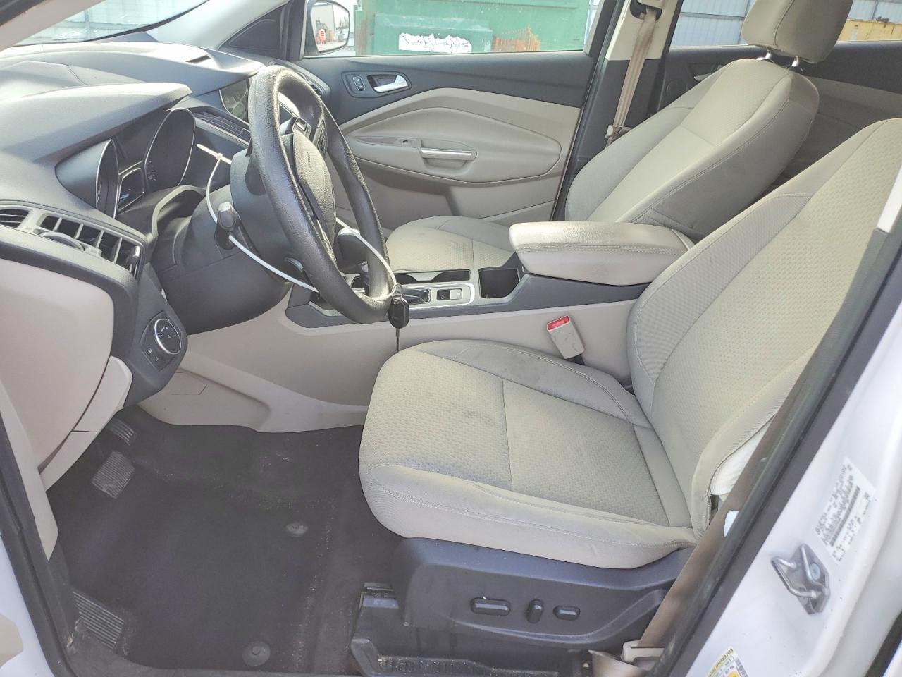 2017 FORD ESCAPE SE photo 7