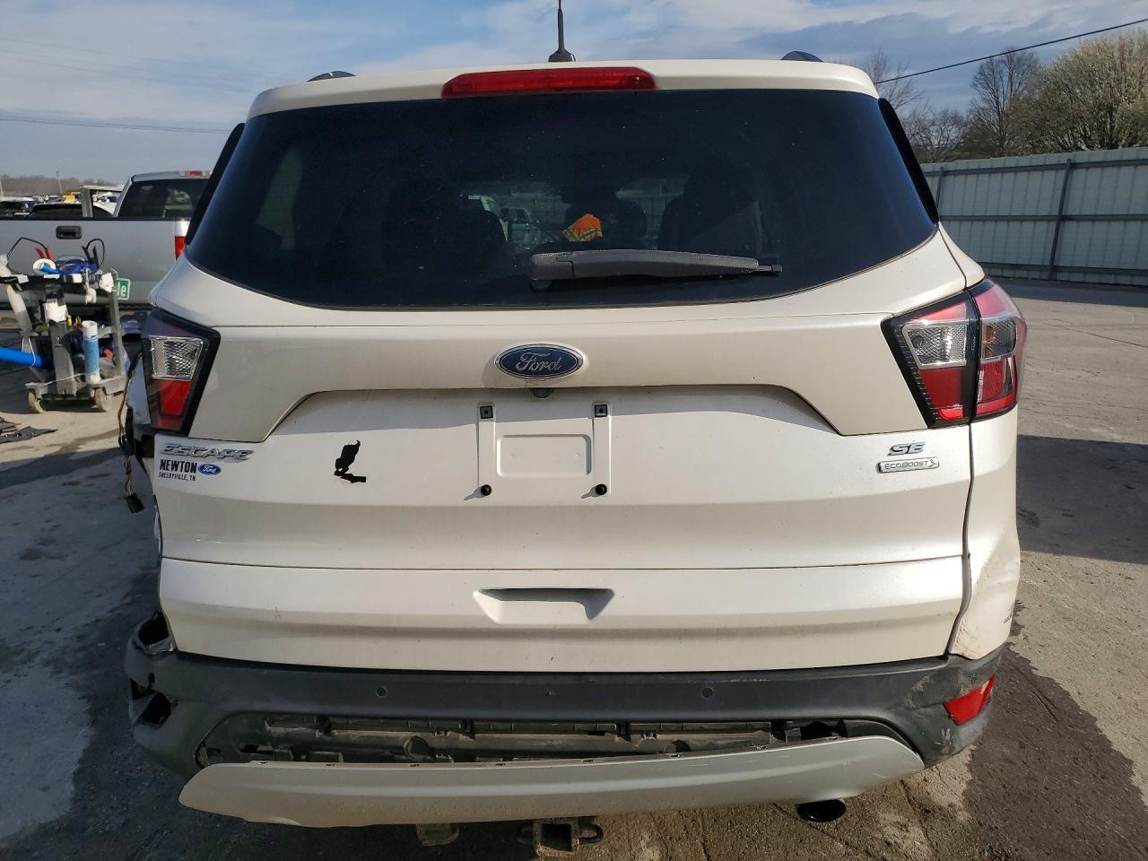 2017 FORD ESCAPE SE photo 6