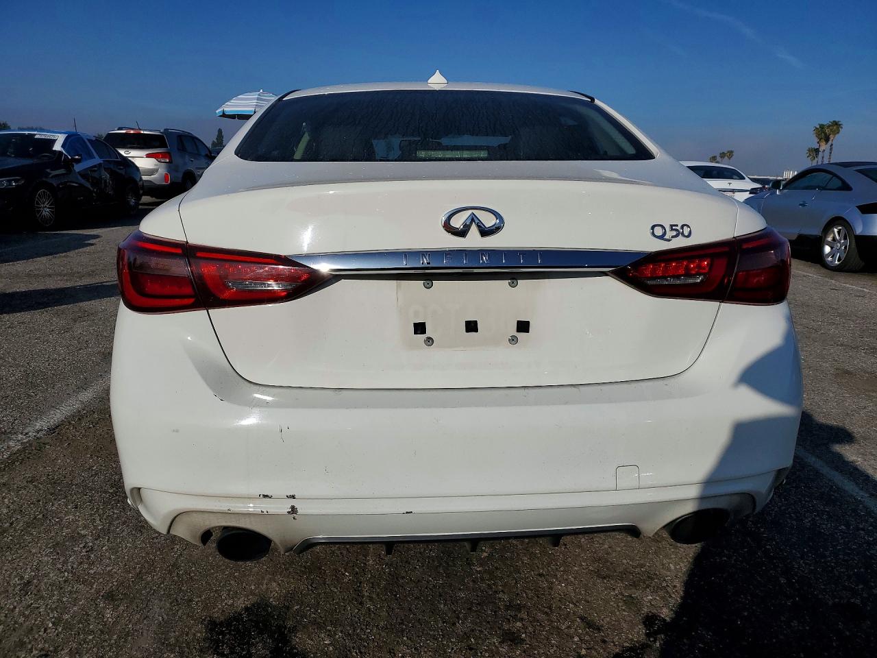 2018 INFINITI Q50 3.0T LUXE photo 16