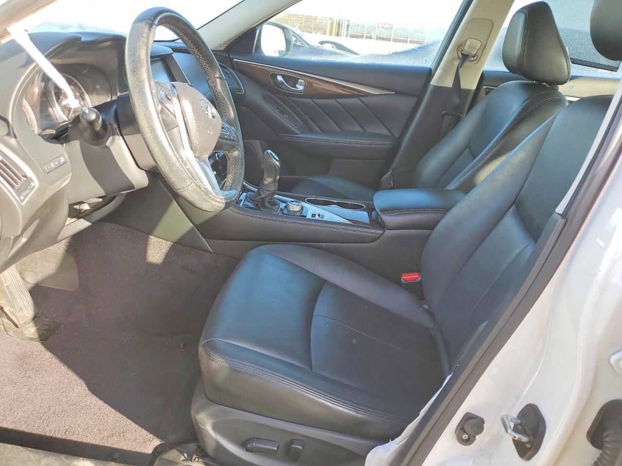 2018 INFINITI Q50 3.0T LUXE photo 19
