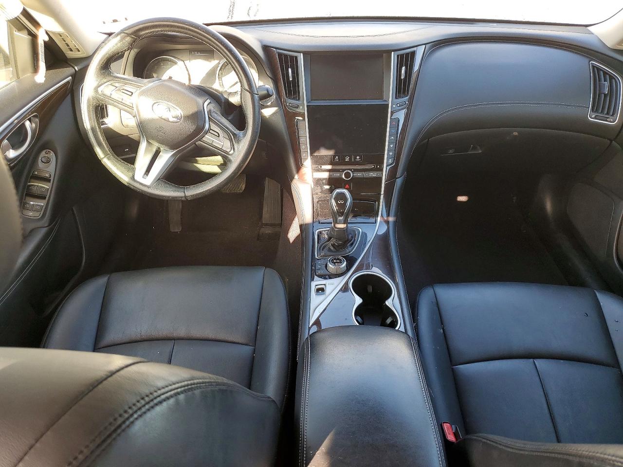 2018 INFINITI Q50 3.0T LUXE photo 22