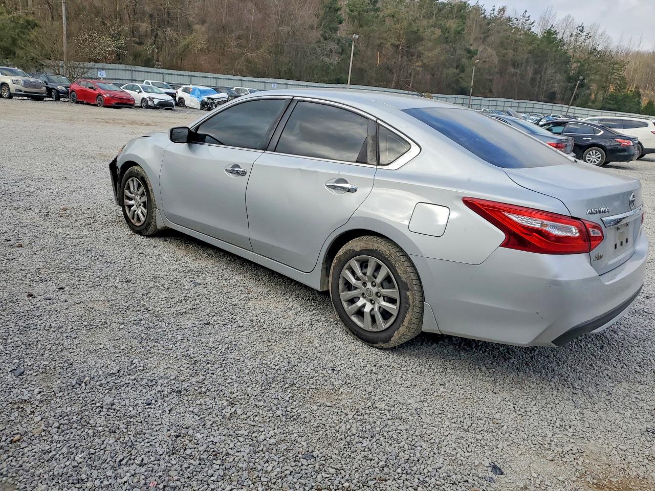 2017 NISSAN ALTIMA photo 3