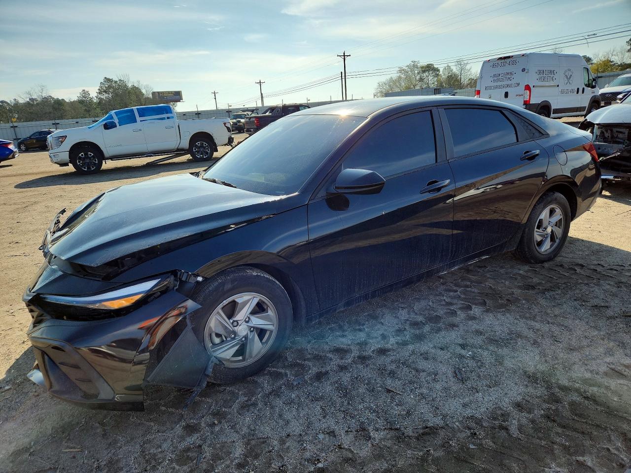 2024 HYUNDAI ELANTRA