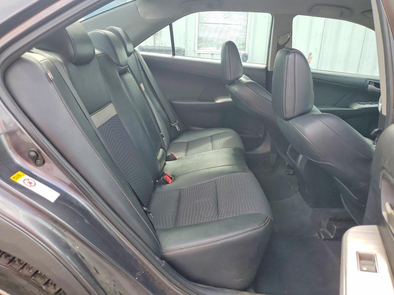 2013 TOYOTA CAMRY SE photo 19