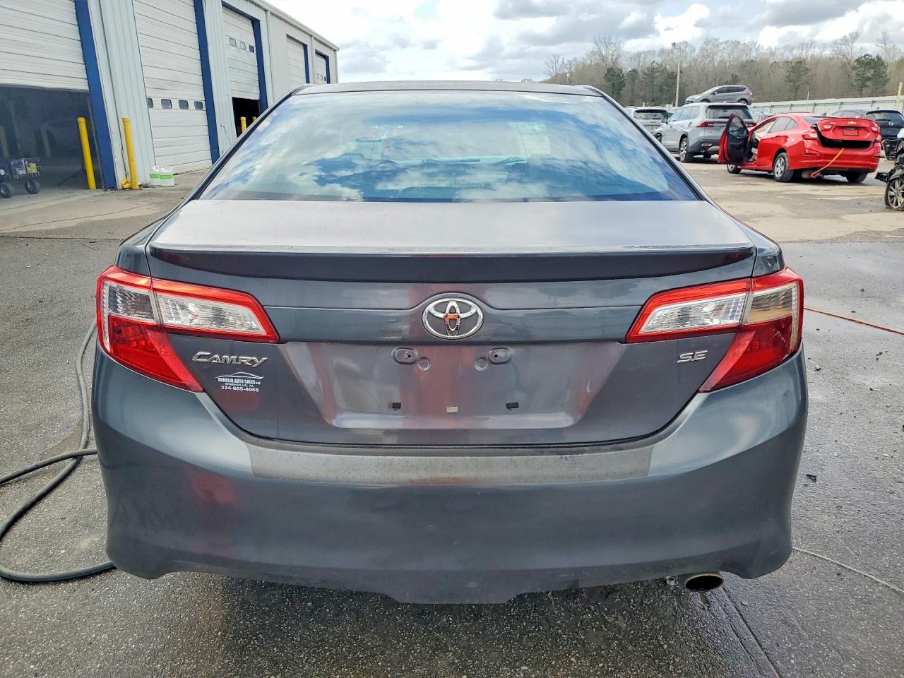 2013 TOYOTA CAMRY SE photo 11