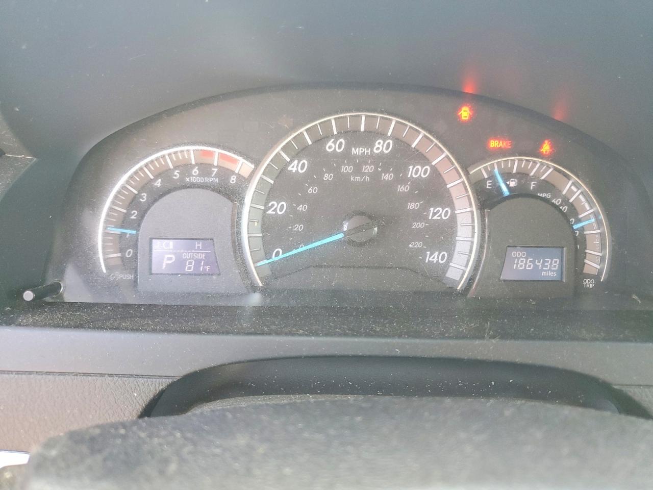 2013 TOYOTA CAMRY SE photo 17