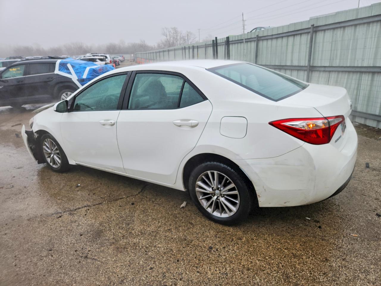2014 TOYOTA COROLLA LE PLUS photo 3