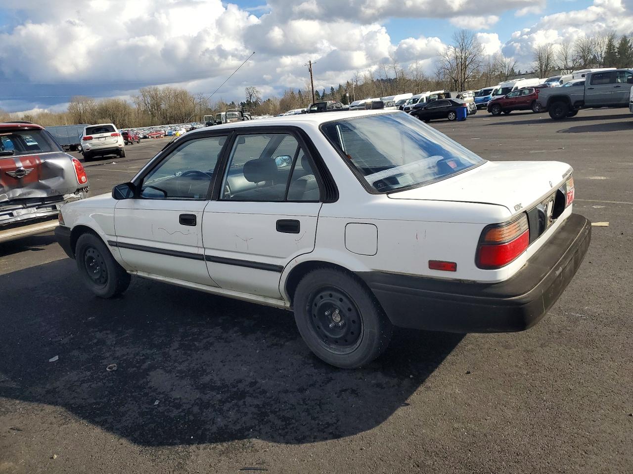 1990 TOYOTA COROLLA DELUXE photo 2