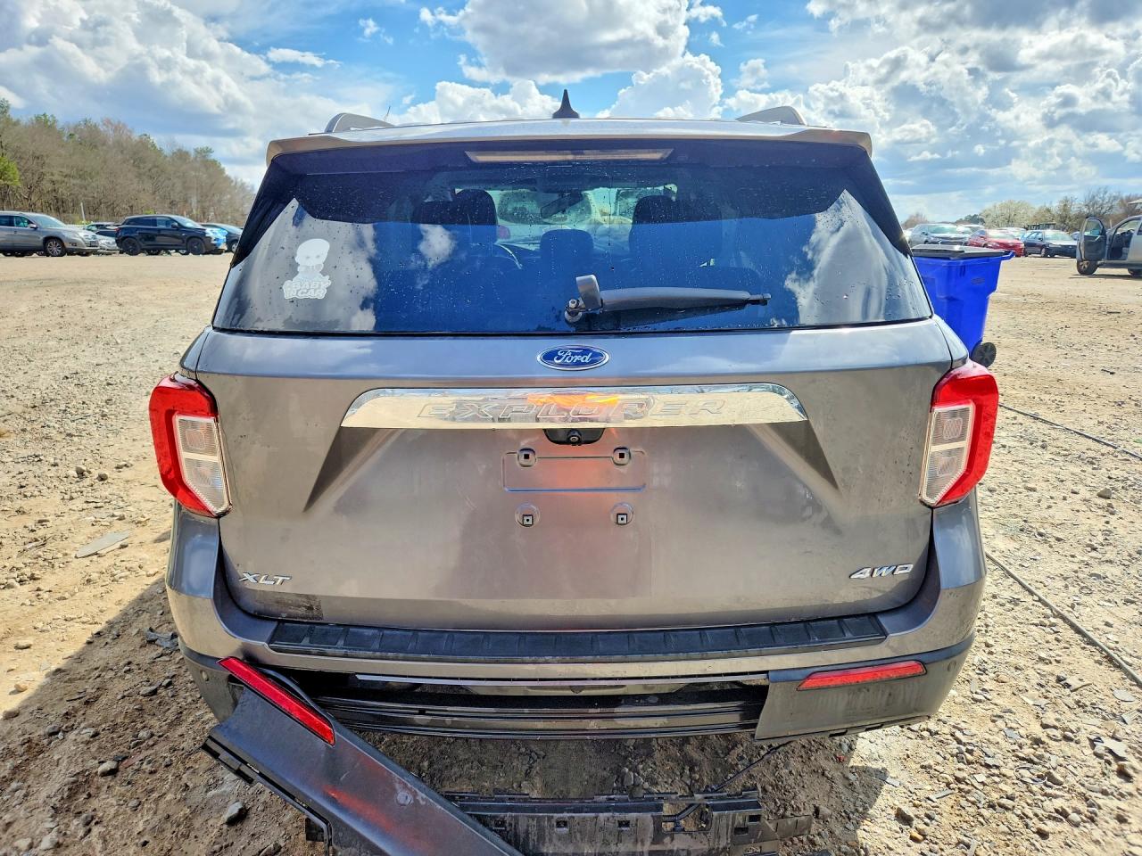 2021 FORD EXPLORER XLT photo 11