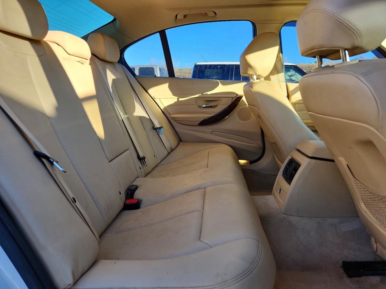 2014 BMW 320 I XDRIVE photo 10