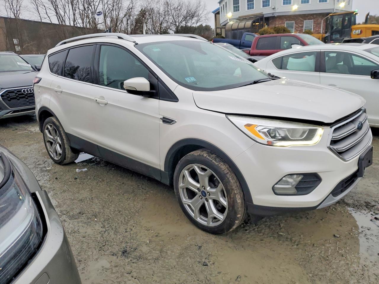 2017 FORD ESCAPE TITANIUM photo 4