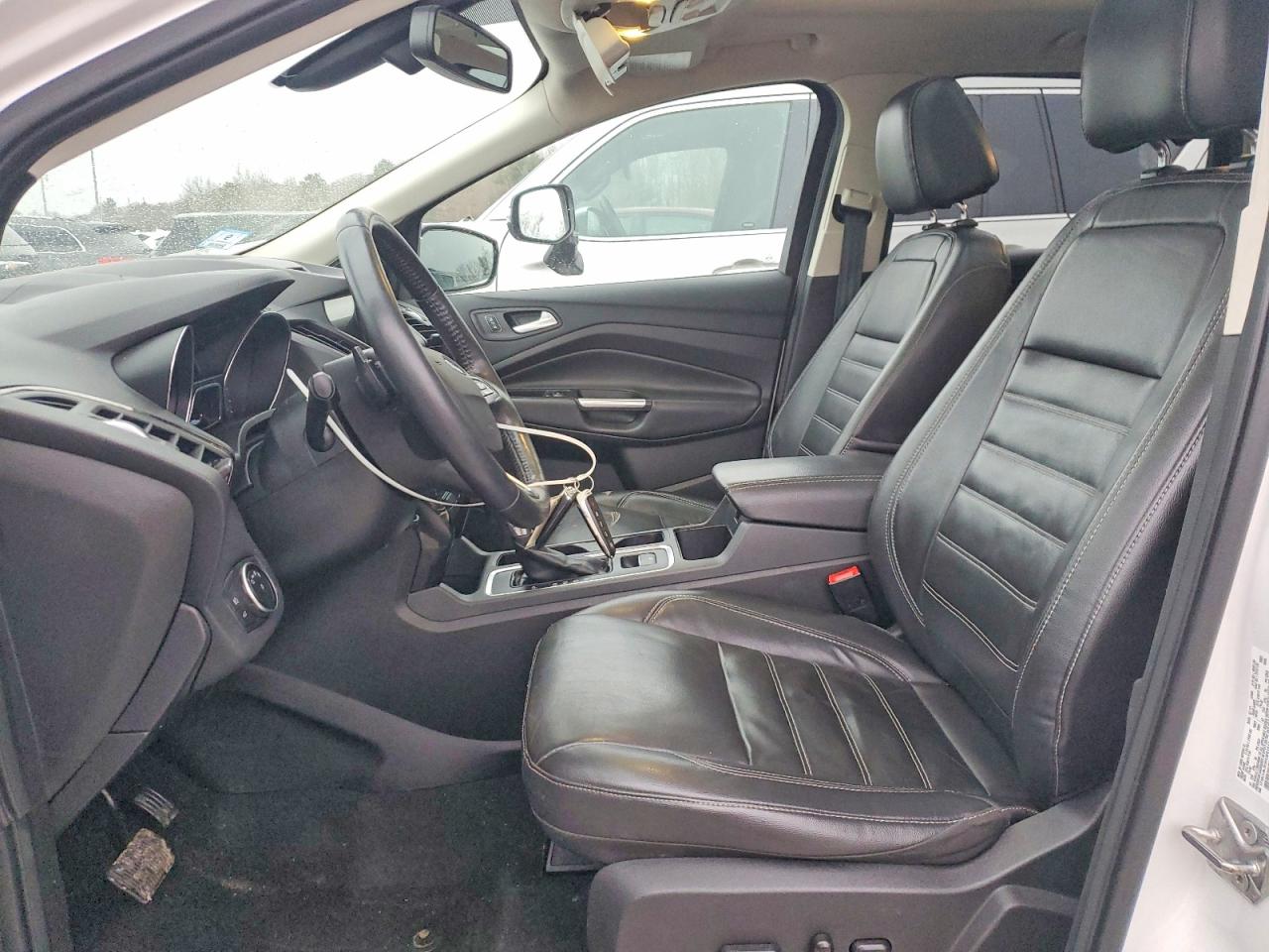 2017 FORD ESCAPE TITANIUM photo 7
