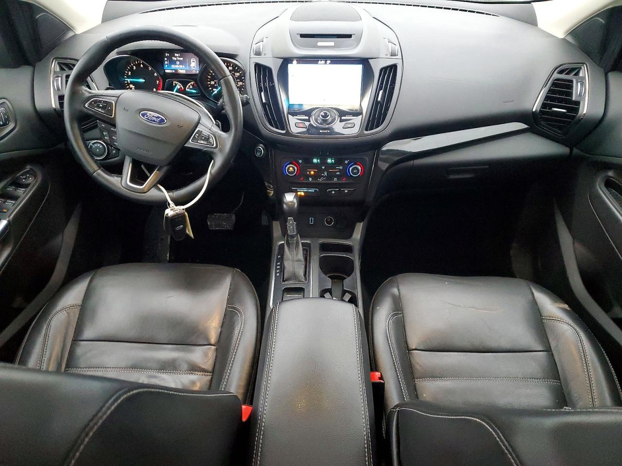 2017 FORD ESCAPE TITANIUM photo 8