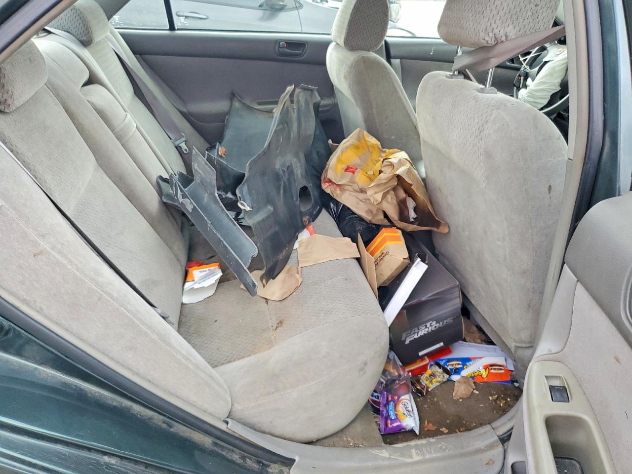 2003 TOYOTA CAMRY LE photo 28