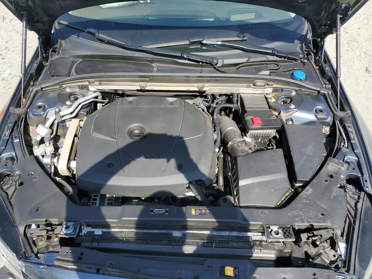 2020 VOLVO S60 T5 MOMENTUM photo 21