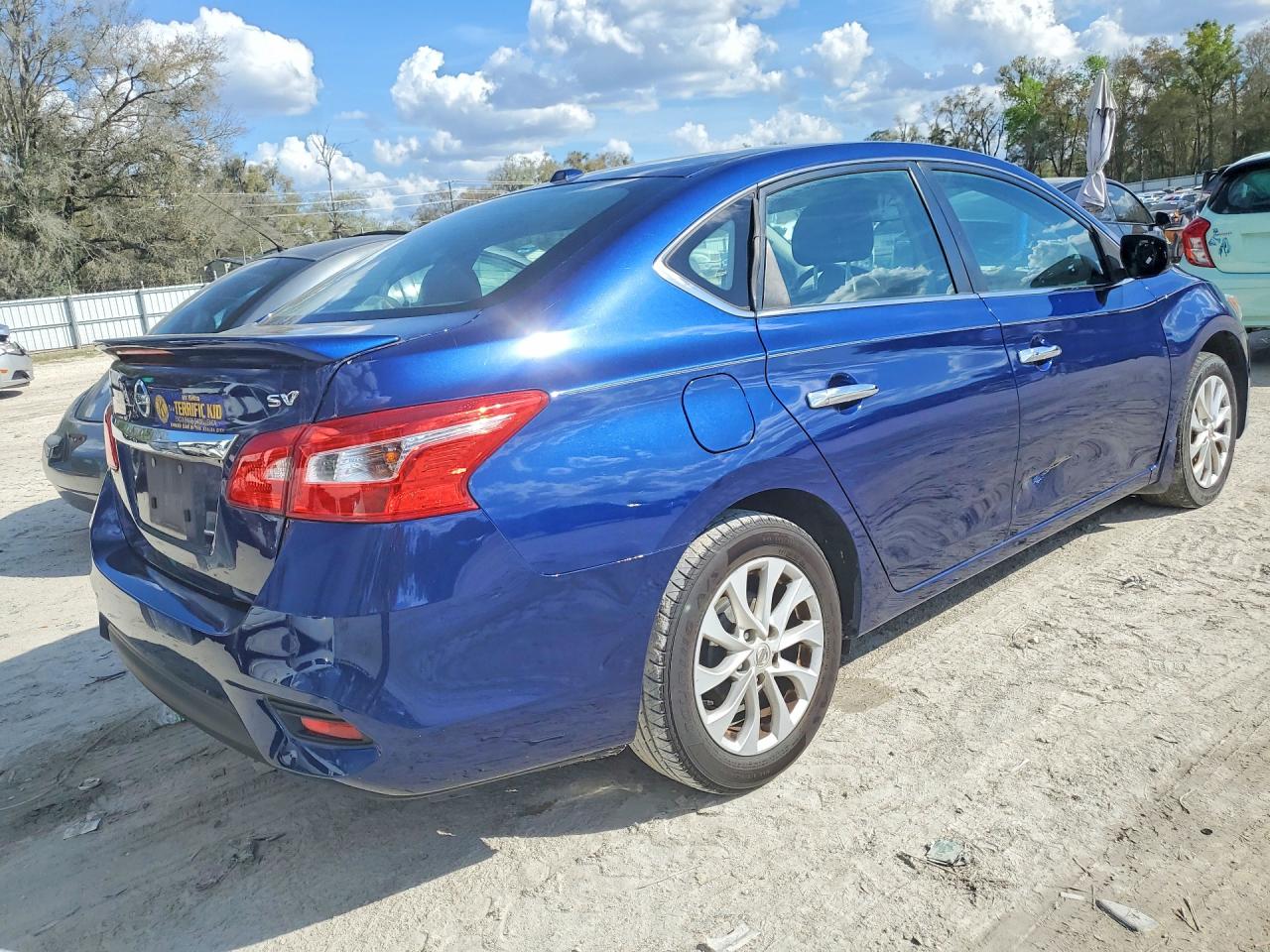 2018 NISSAN SENTRA SV photo 5