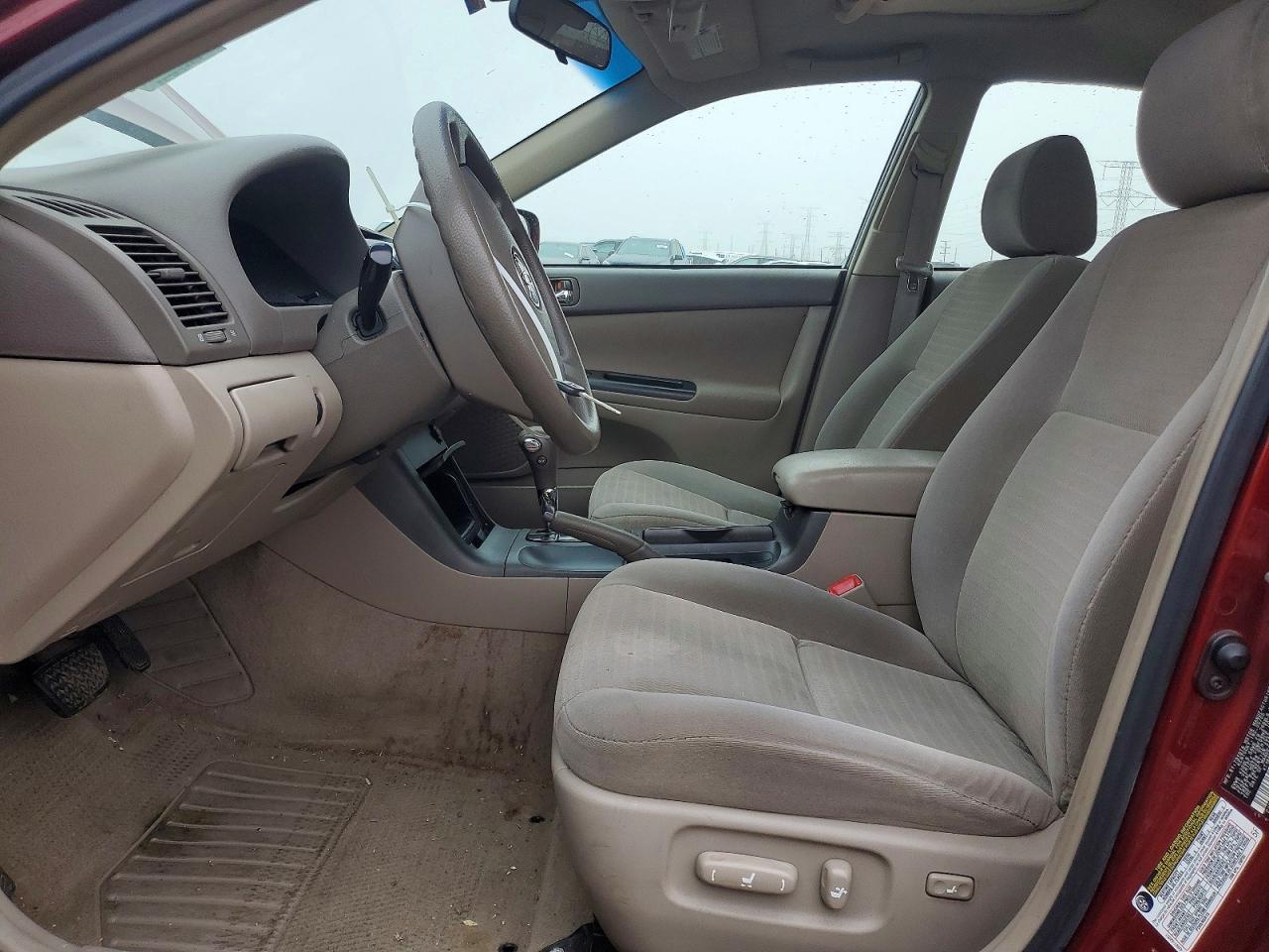 2005 TOYOTA CAMRY LE photo 19