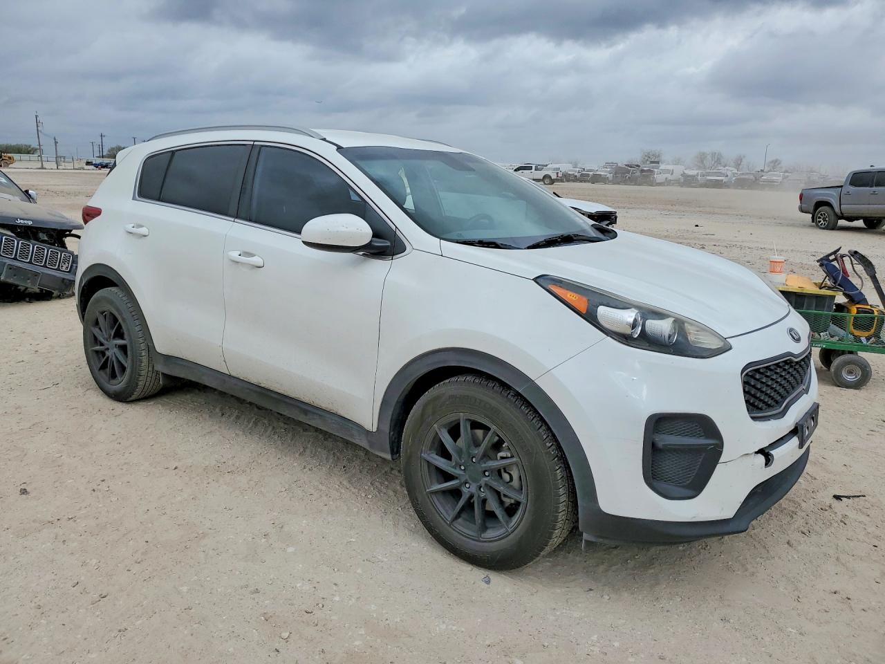 2019 KIA SPORTAGE LX photo 4