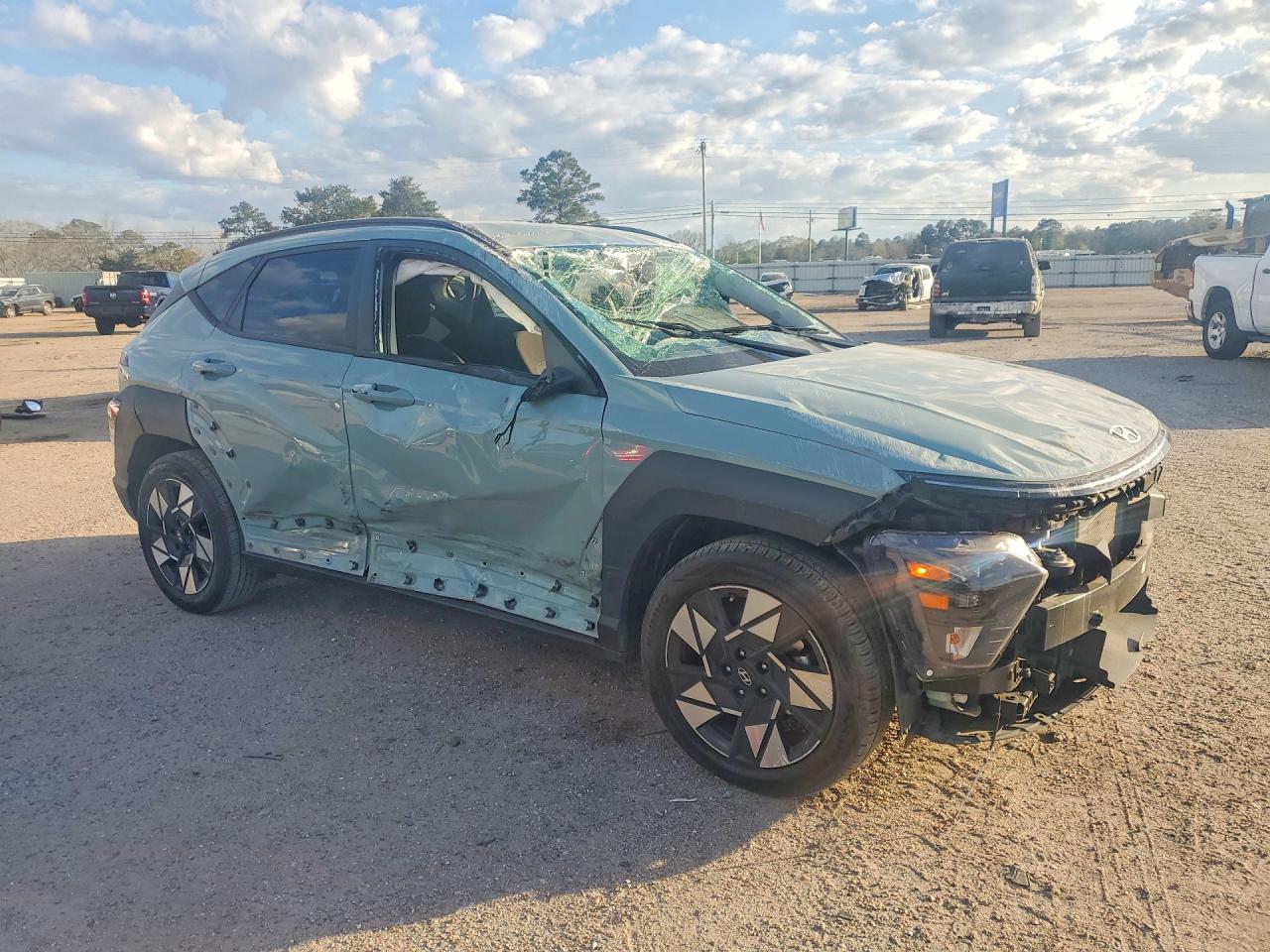 2024 HYUNDAI KONA SEL photo 10