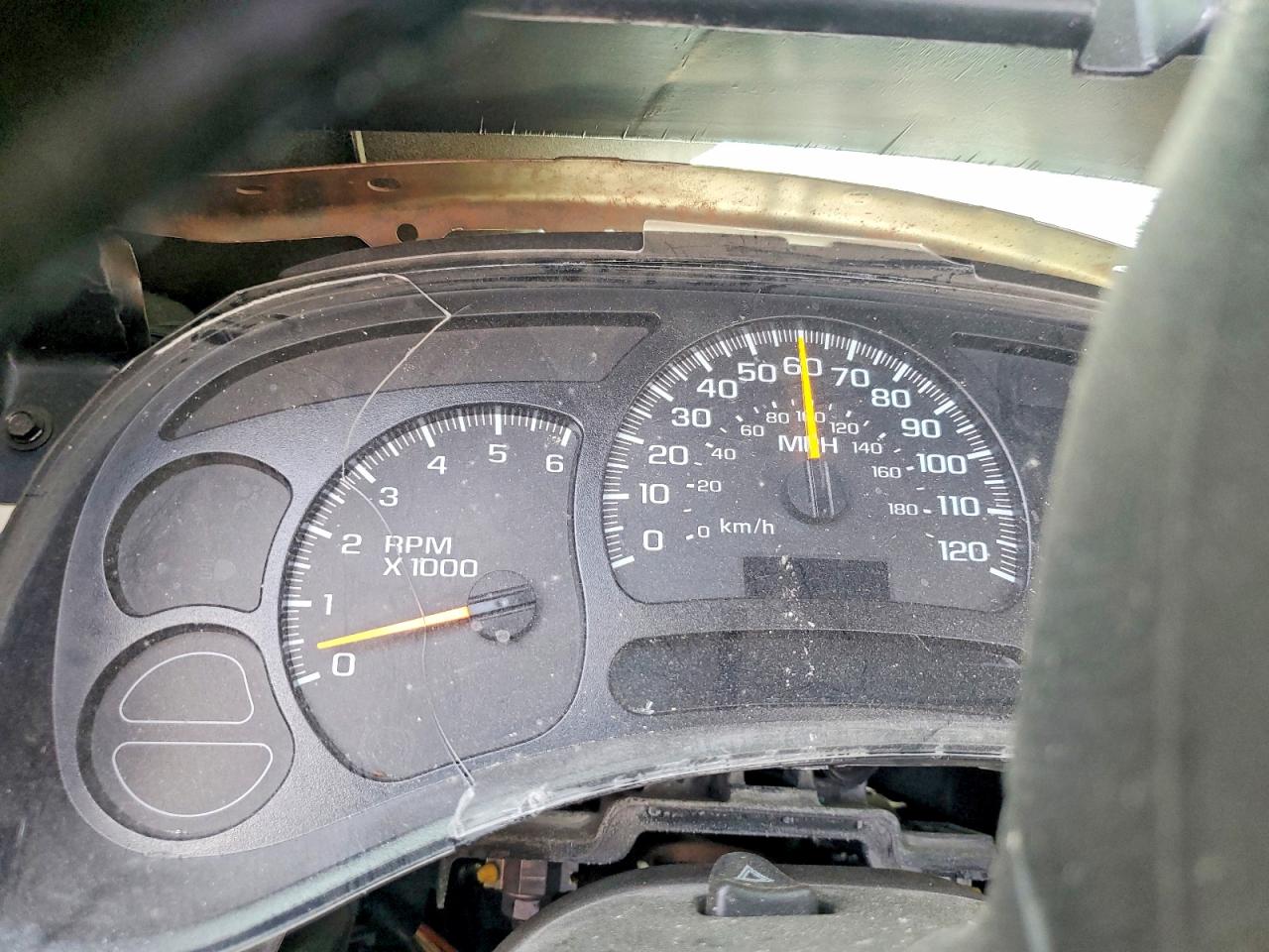 2005 CHEVROLET SILVERADO C1500 photo 25