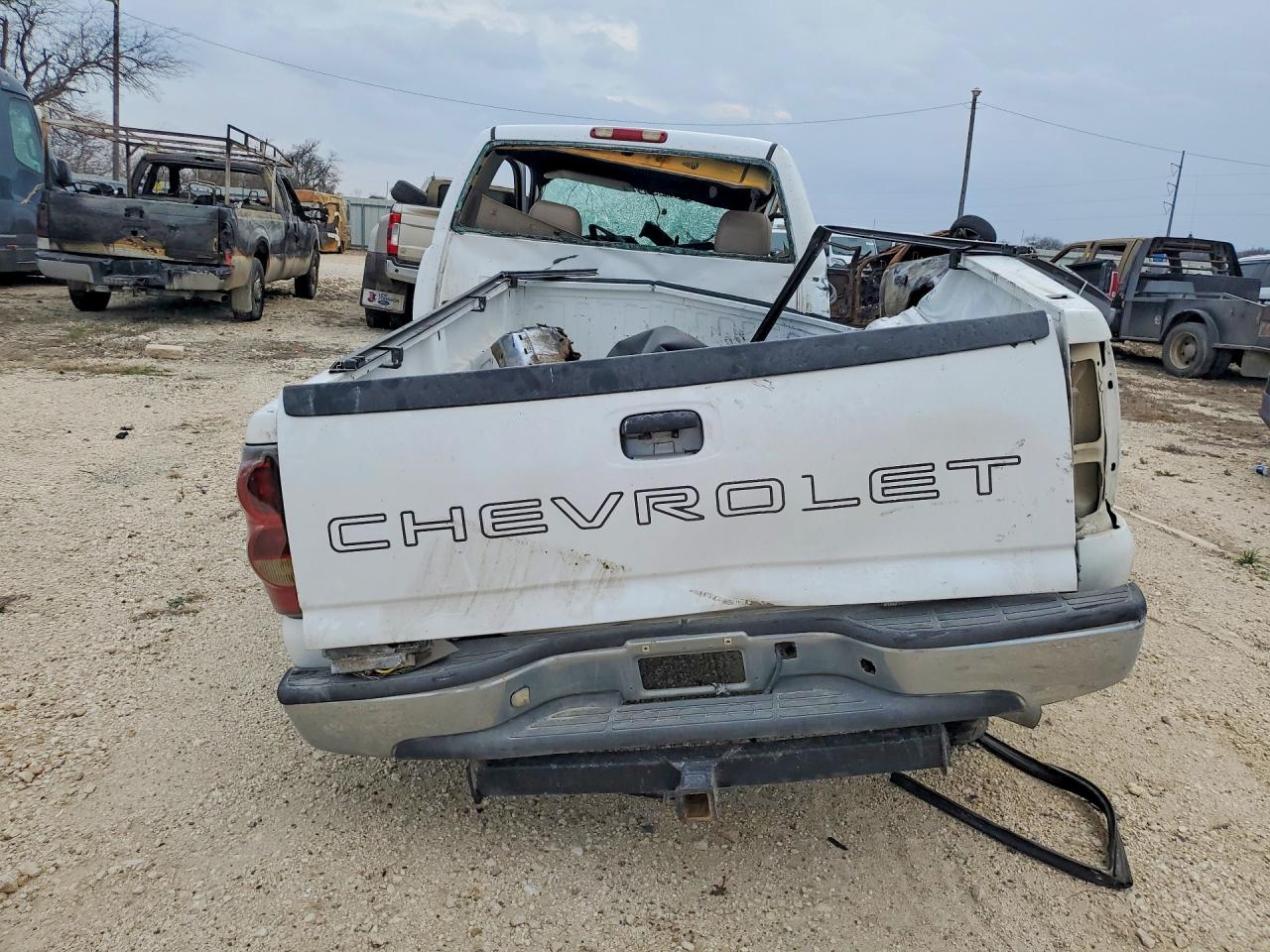 2005 CHEVROLET SILVERADO C1500 photo 16
