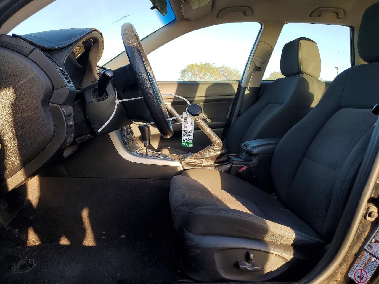 2009 SUBARU OUTBACK 2.5I photo 13
