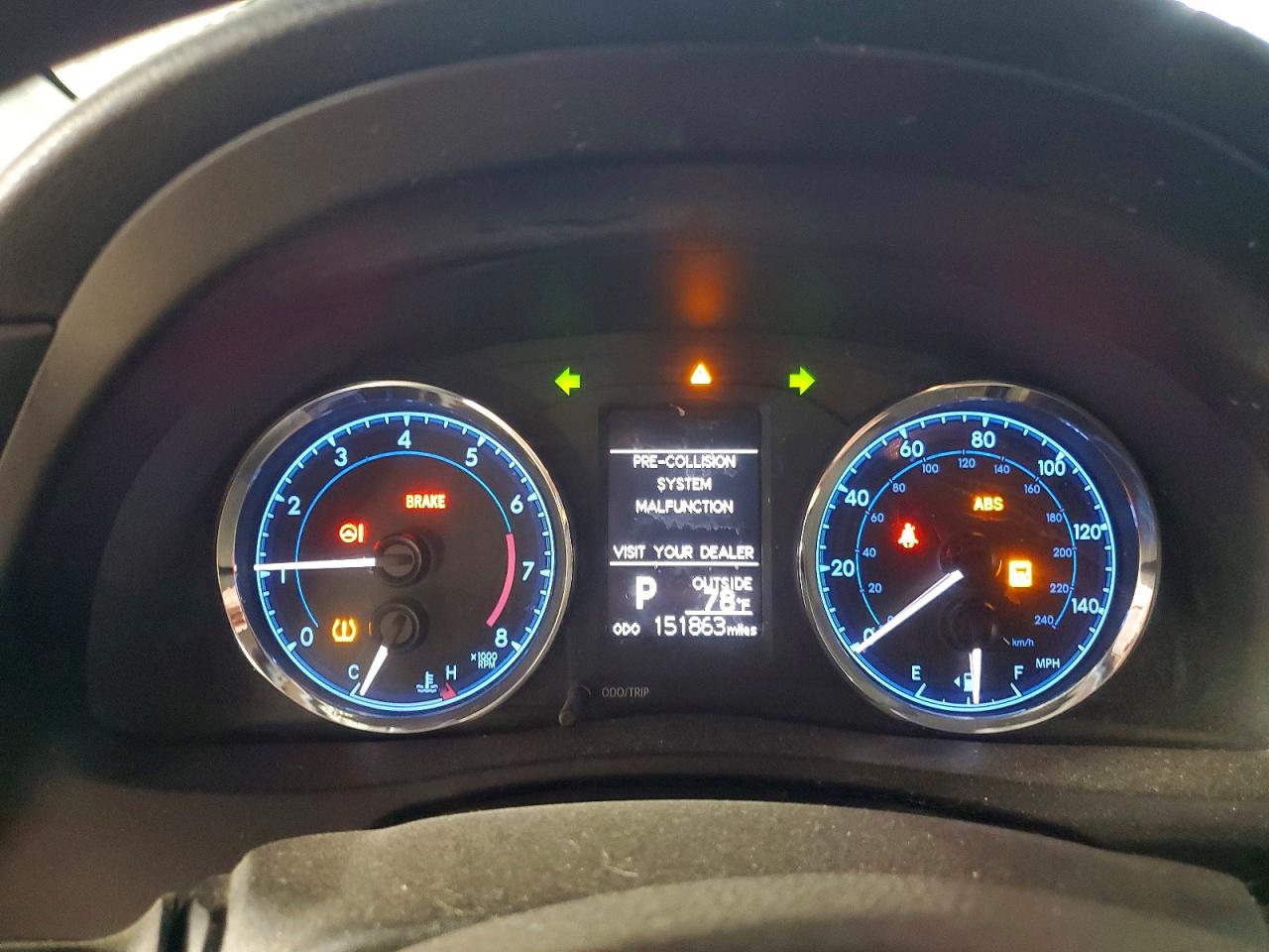 2017 TOYOTA COROLLA LE photo 25