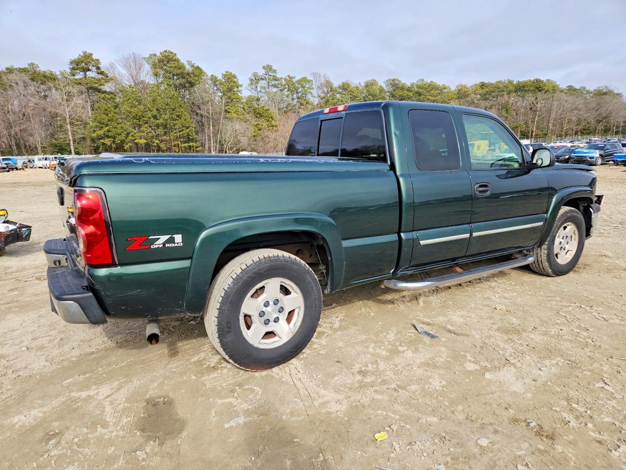 2005 CHEVROLET SILVERADO K1500 photo 5