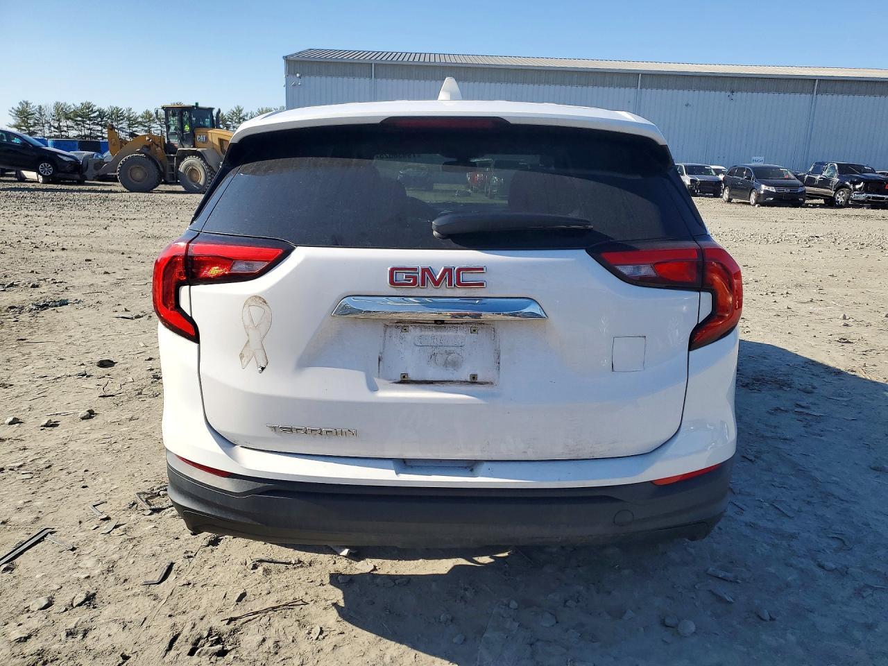 2018 GMC TERRAIN SLE photo 6