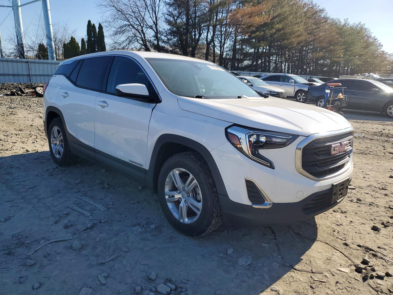 2018 GMC TERRAIN SLE photo 4