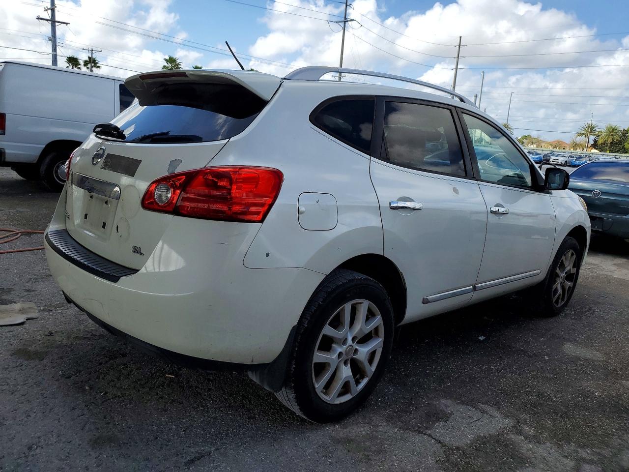 2011 NISSAN ROGUE S photo 5