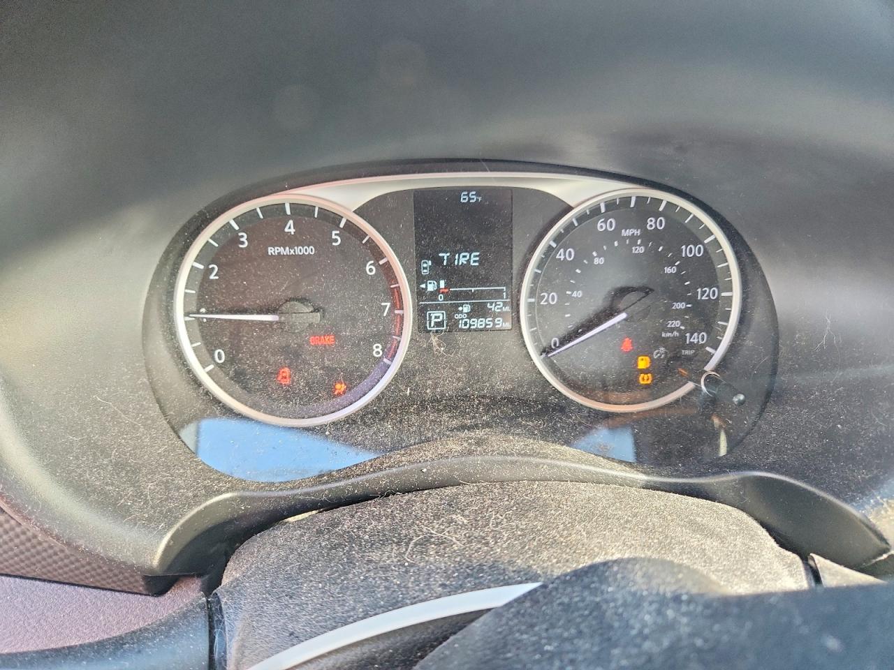 2021 NISSAN KICKS S photo 9