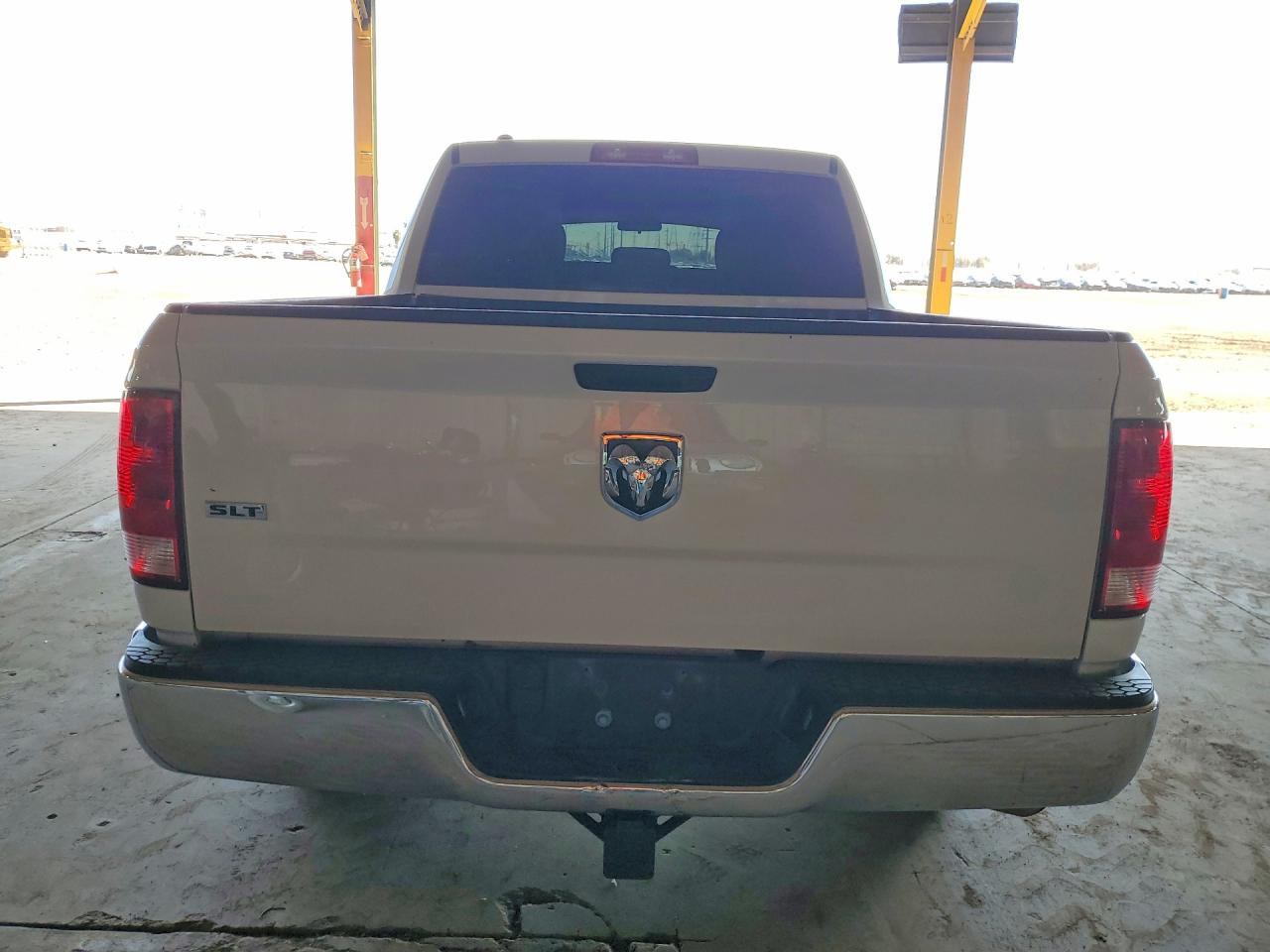 2022 RAM 1500 CLASSIC SLT photo 6