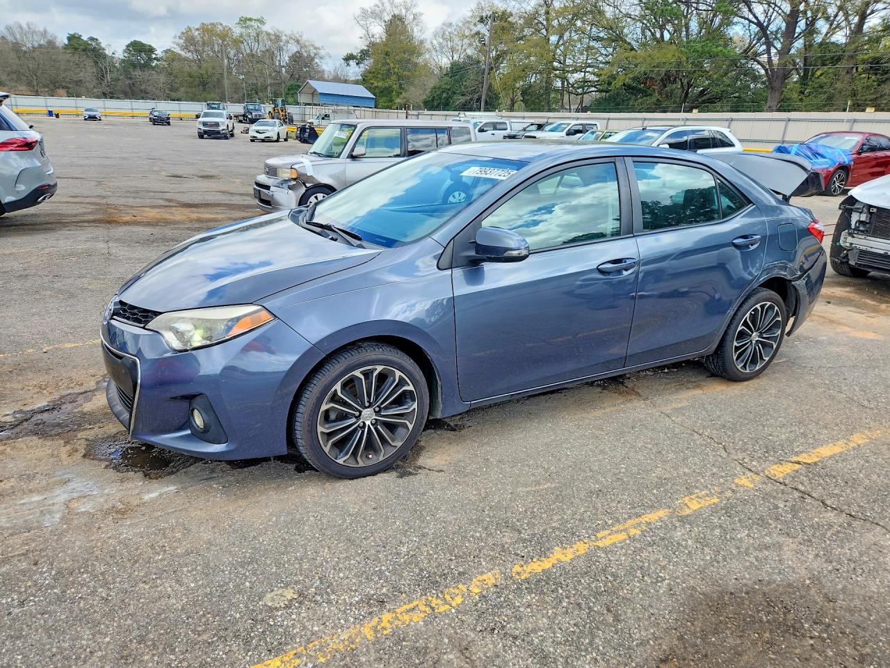 2016 TOYOTA COROLLA