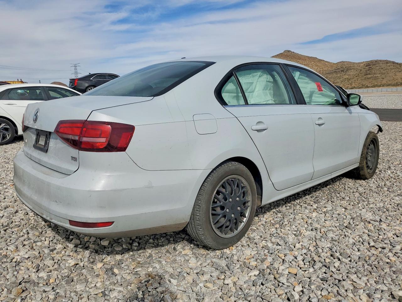 2017 VOLKSWAGEN JETTA S photo 5