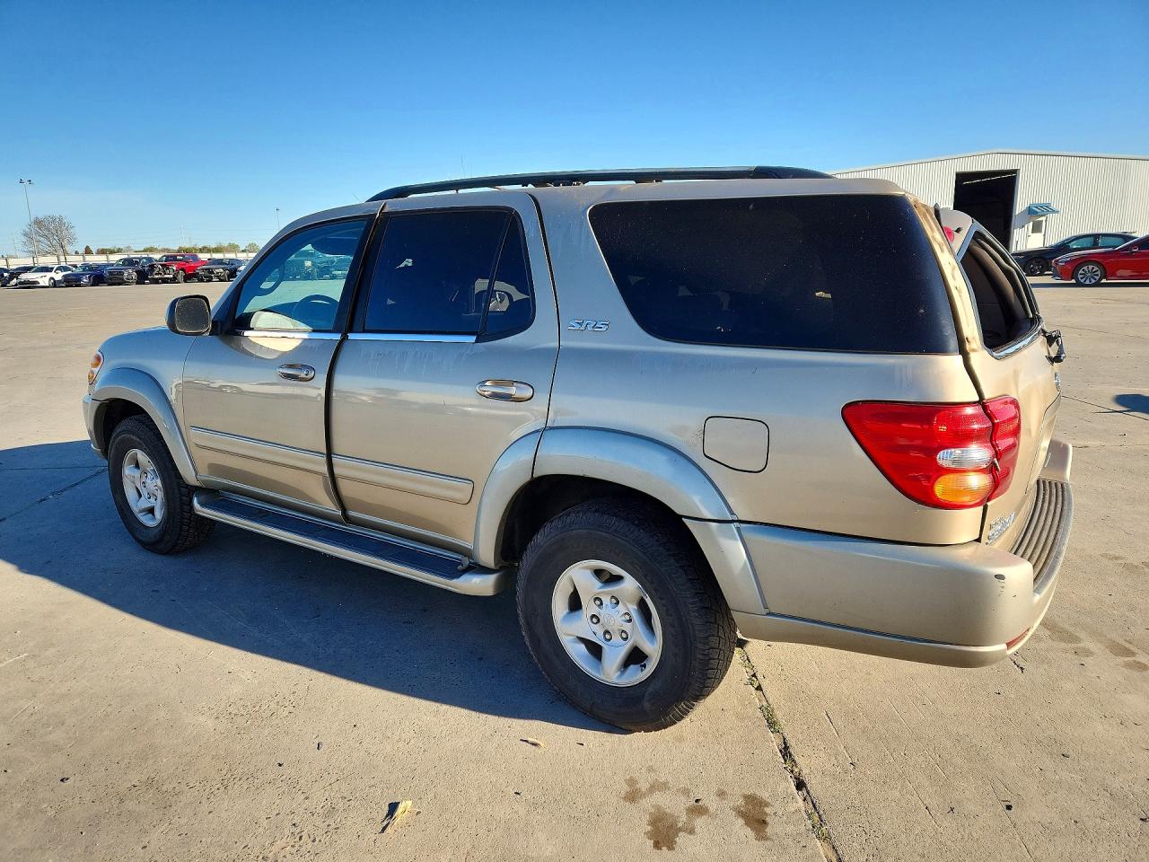 2003 TOYOTA SEQUOIA SR5 photo 2