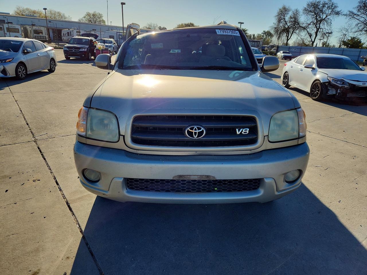 2003 TOYOTA SEQUOIA SR5 photo 5