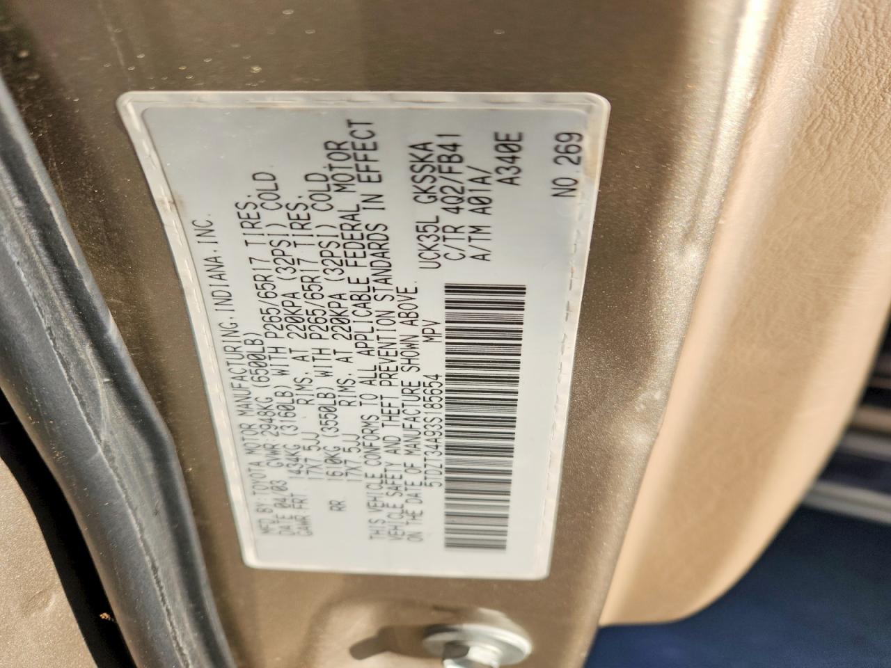 2003 TOYOTA SEQUOIA SR5 photo 13