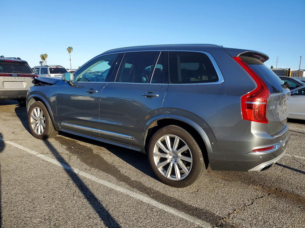 2019 VOLVO XC90 T6 INSCRIPTION photo 4